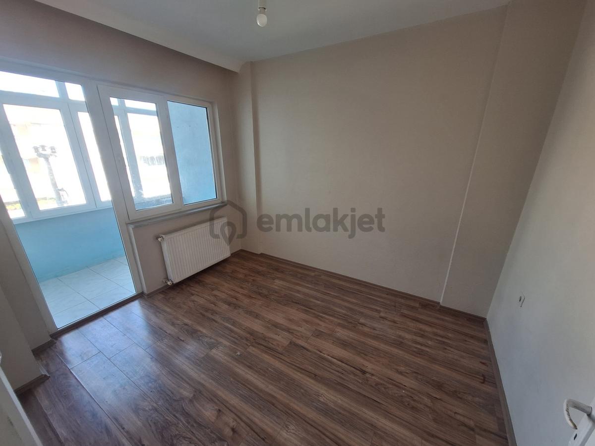 Esen'den Beşevler'de Müstakil Apt.'da Arakat Kiralık Daire - 11