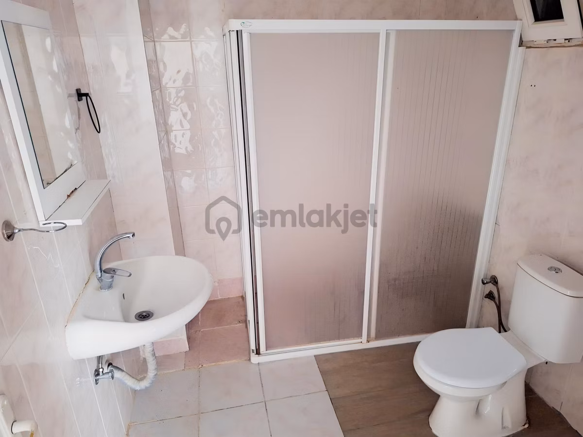 Esen'den Beşevler'de Müstakil Apt.'da Arakat Kiralık Daire - 10