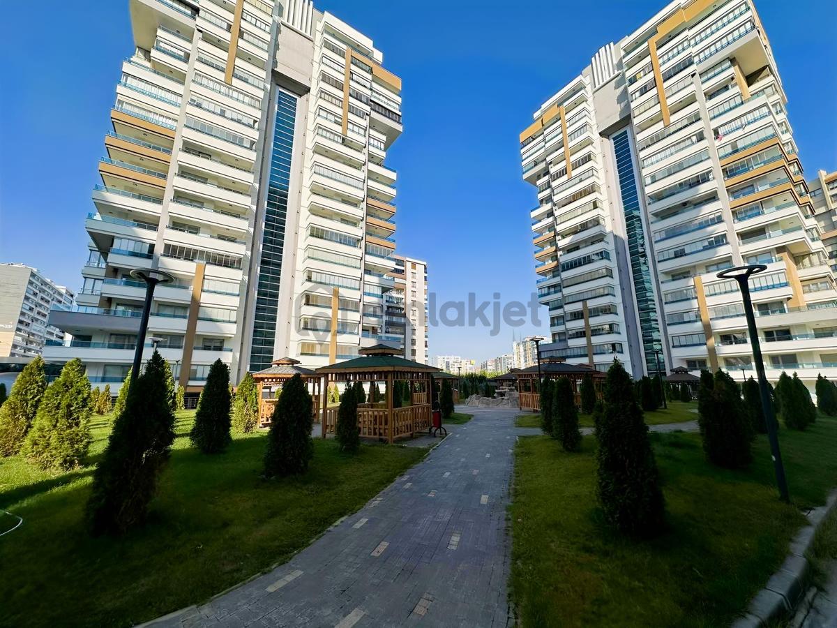 ''şefikcan Gizlibahçe Konutların'da 4+1 250 M2 Lüks Daire'' - 30