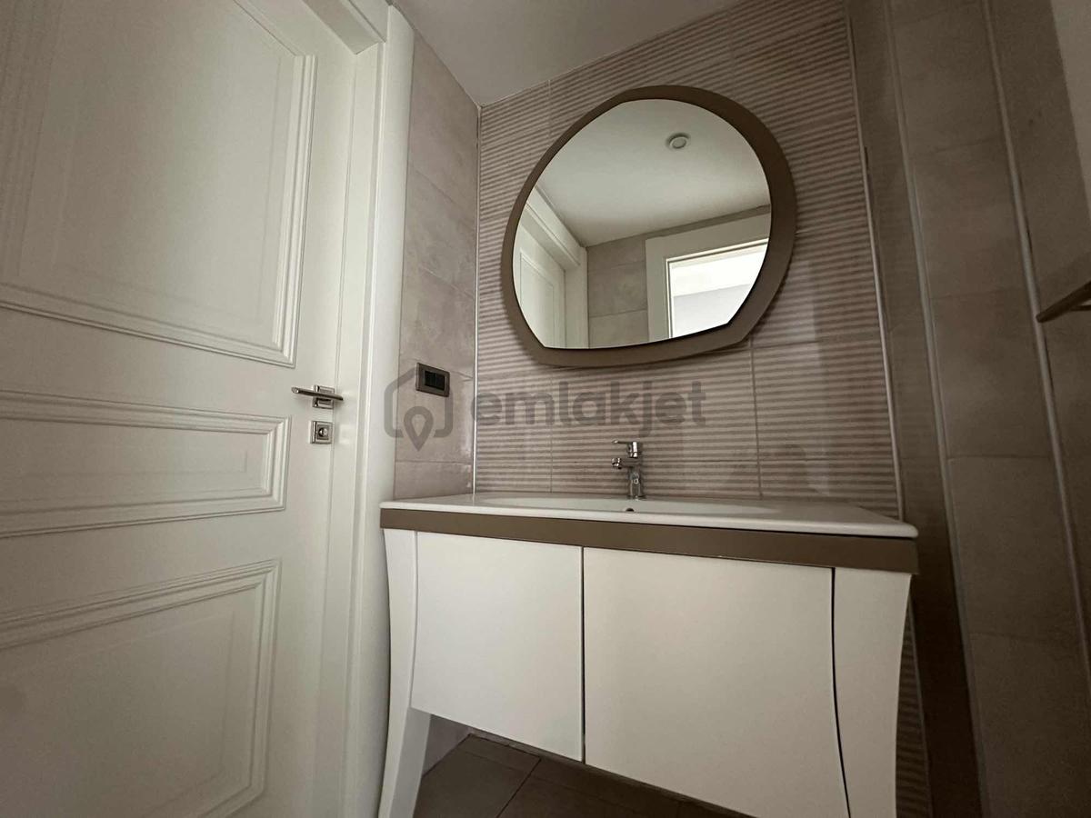 ''şefikcan Gizlibahçe Konutların'da 4+1 250 M2 Lüks Daire'' - 11
