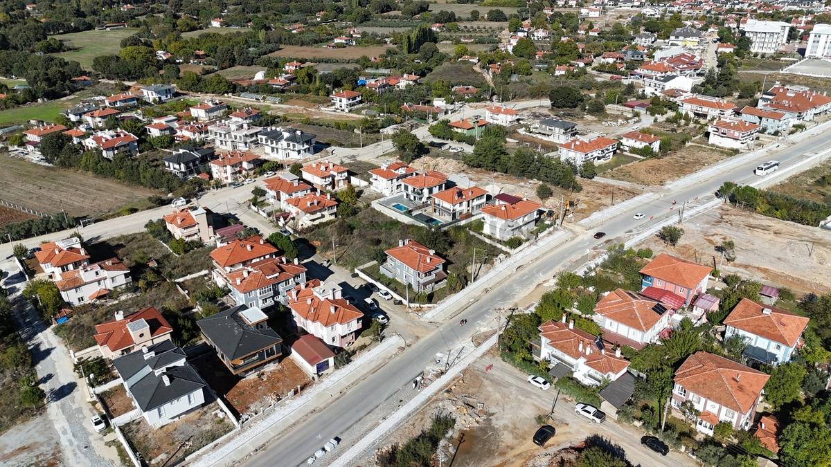 Muğla Menteşe Yeniköy'de Komple Satılık 2 Katlı Bina! - 9