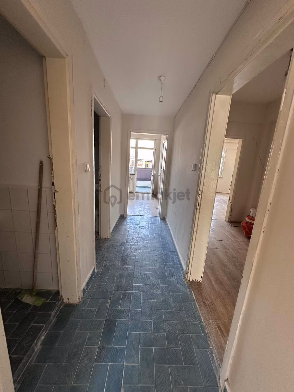 Pendik Sülüntepe Mahallesinde Kiralık 3+1 Daire - 9