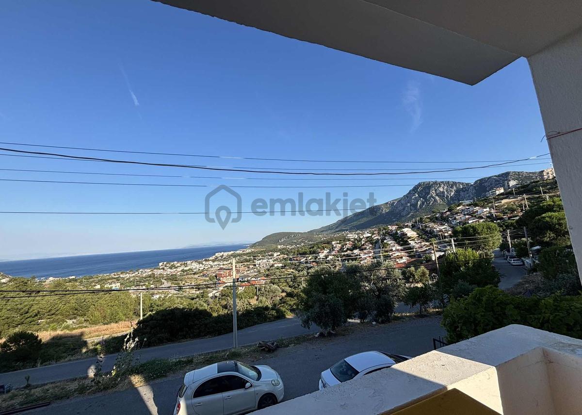 Karaburun Merkezde Satılık Bahçe Katı Daire - 22