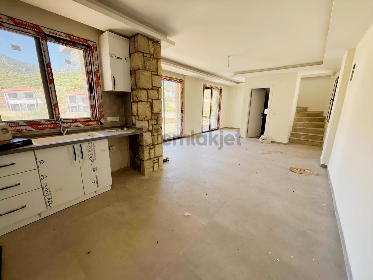 Karaburun Saip Mahallesinde 3+1 Tam Müstakil Satılık Villa - 22
