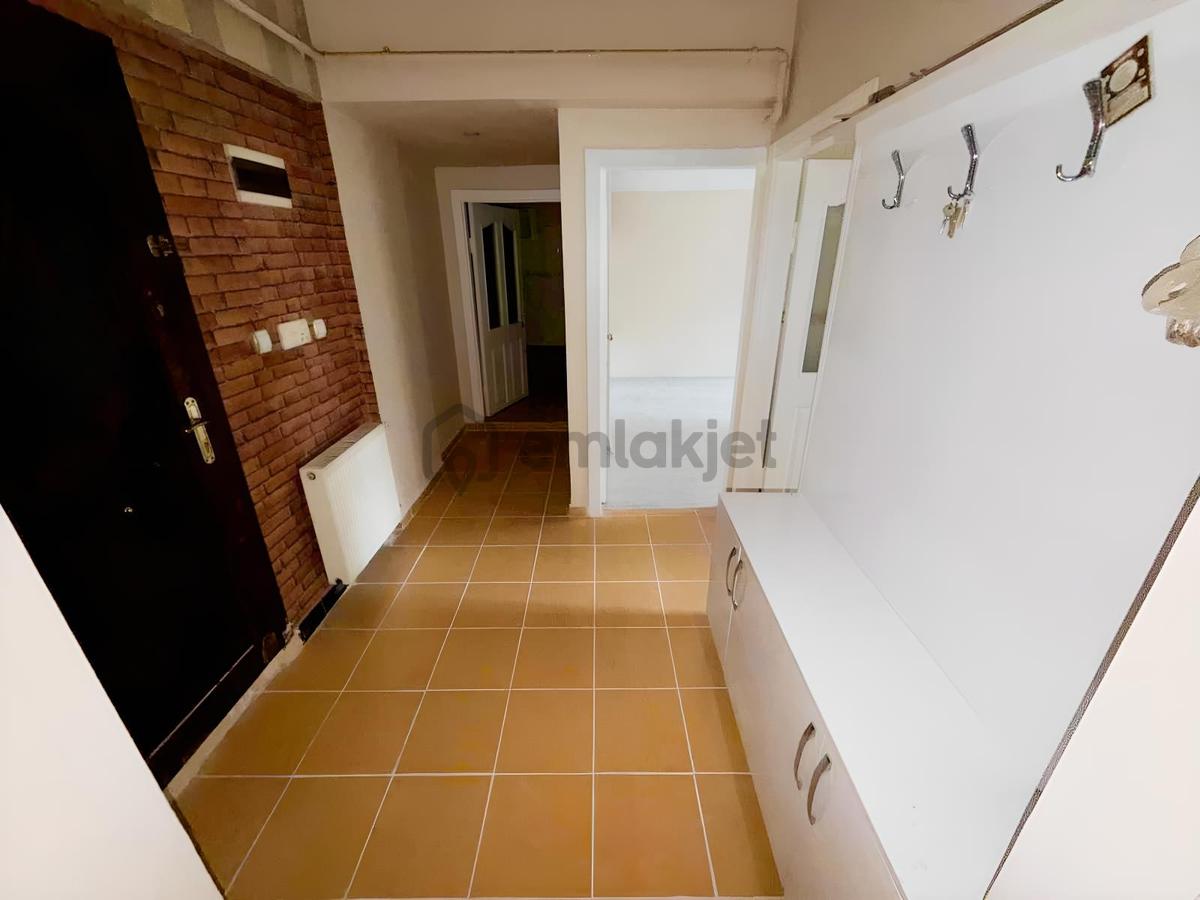 Alsancak'ta Full Yapılı Bahçe Katı 3+1 Daire - 20