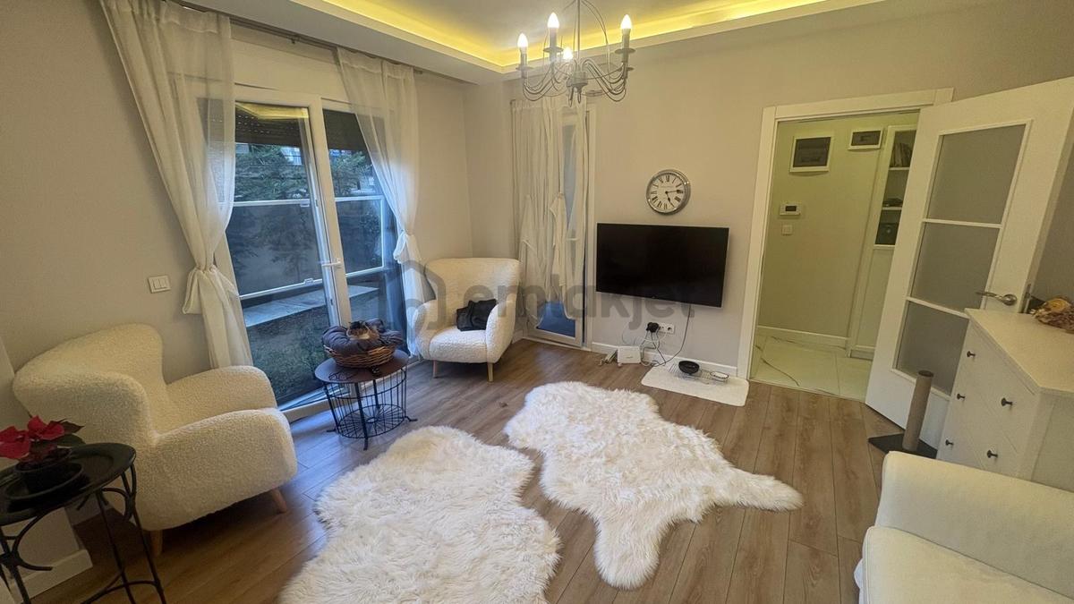 İdealtepe Sahilde Ayrı Mıtfak Balkonlu Geniş 1+1 Daire - 32