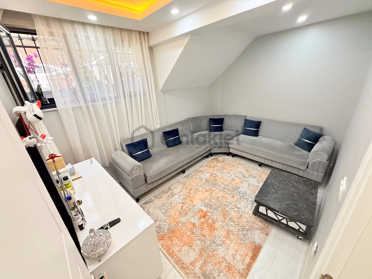 Aydın İnş. Cebeci Mah. 2+1 90m2 3.yıllık Yüksek Camlı Bahçe Kat