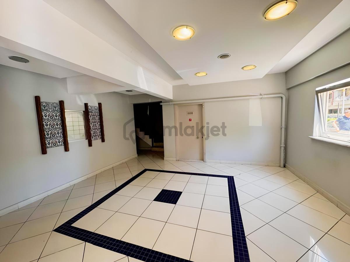Sarıyer Darüşşafaka'da Geniş Teraslı Satılık 5+1 Dubleks Daire - 44