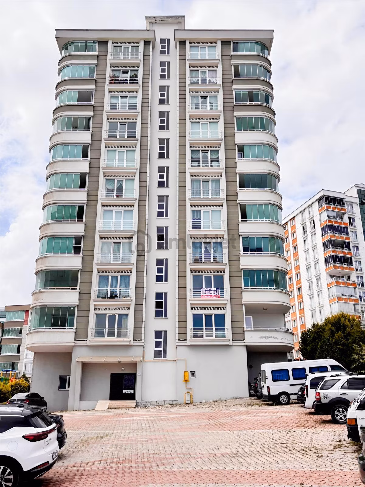 Samsun Kalkancı Mahallesinde Satılık 3+1 Geniş Daire