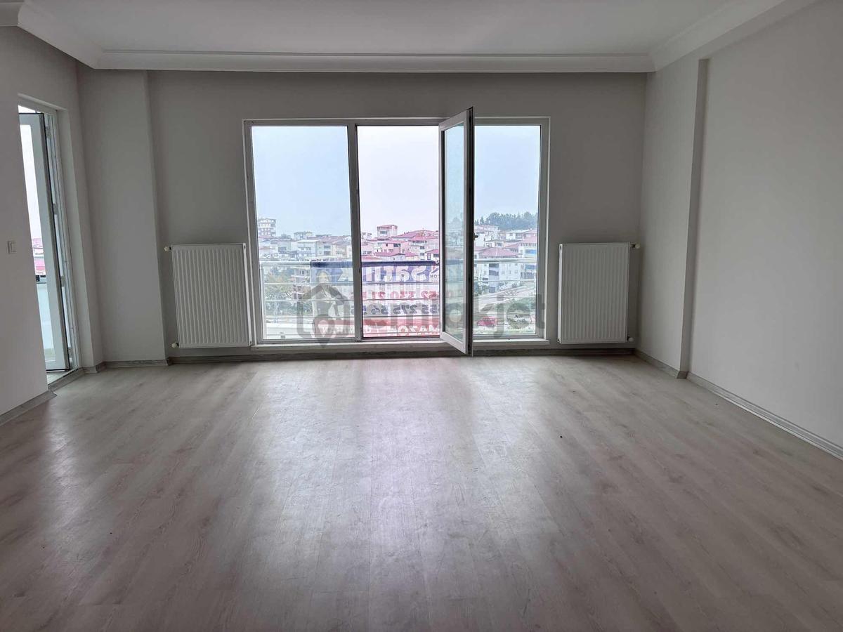 Samsun Kalkancı Mahallesinde Satılık 3+1 Geniş Daire - 30
