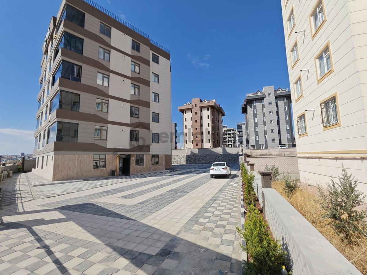 Karaköprü Batıkent Mahallesinde Ultra Lüks 3+1 Sıfır Daire - 6