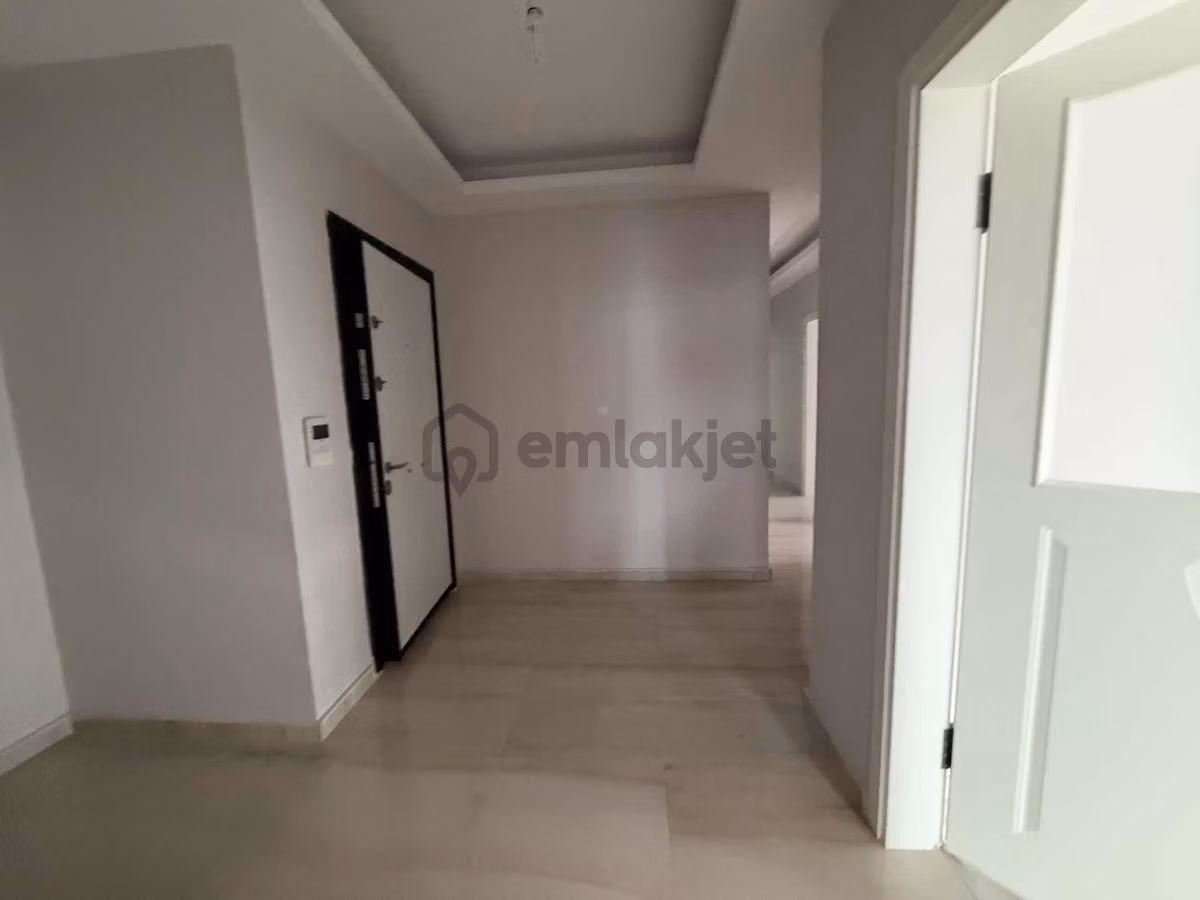 Yağmur Emlak'tan Süper Konumlu 3+1 Lüks Kiralık Daire - 27