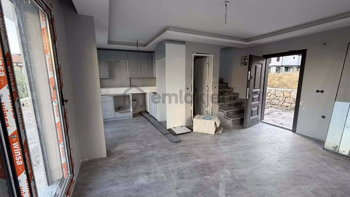Karaburun'da Deniz Ve Doğa Manzaralı, Sıfır 3+1 Dubleks Villa - 30