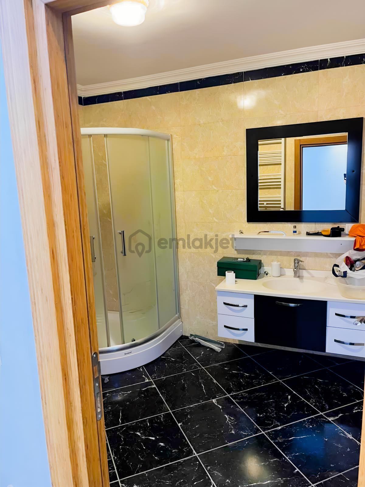 Ferah Evler Sitesinde 3+1 Ebeveyn Banyolu Otoparklı Daire - 11