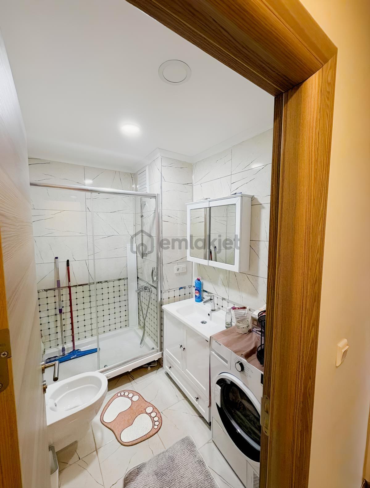 Ladin Evleri-2 Sitesi'nde Ebeveyn Banyolu Havuzlu 3+1 Daire - 28