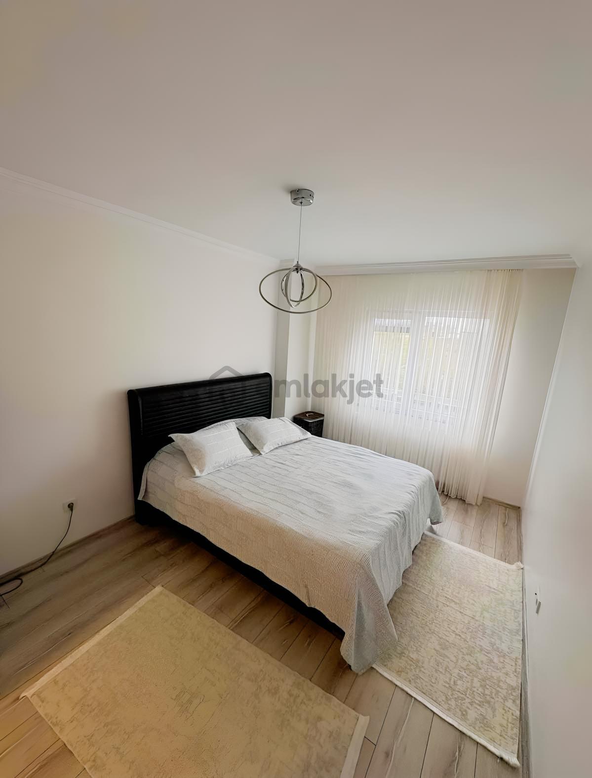 Ladin Evleri-2 Sitesi'nde Ebeveyn Banyolu Havuzlu 3+1 Daire - 31