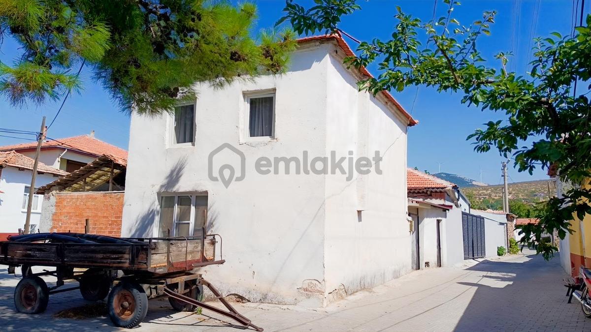 Göçbeylide Oturmaya Hazır 2 Katlı Müstakil Ev - 24