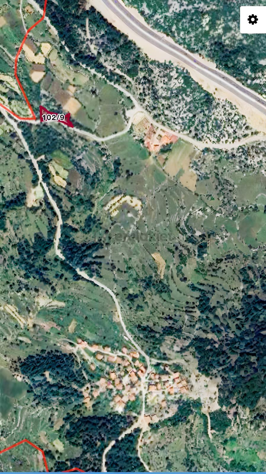 1660 M2 Tarla - 2