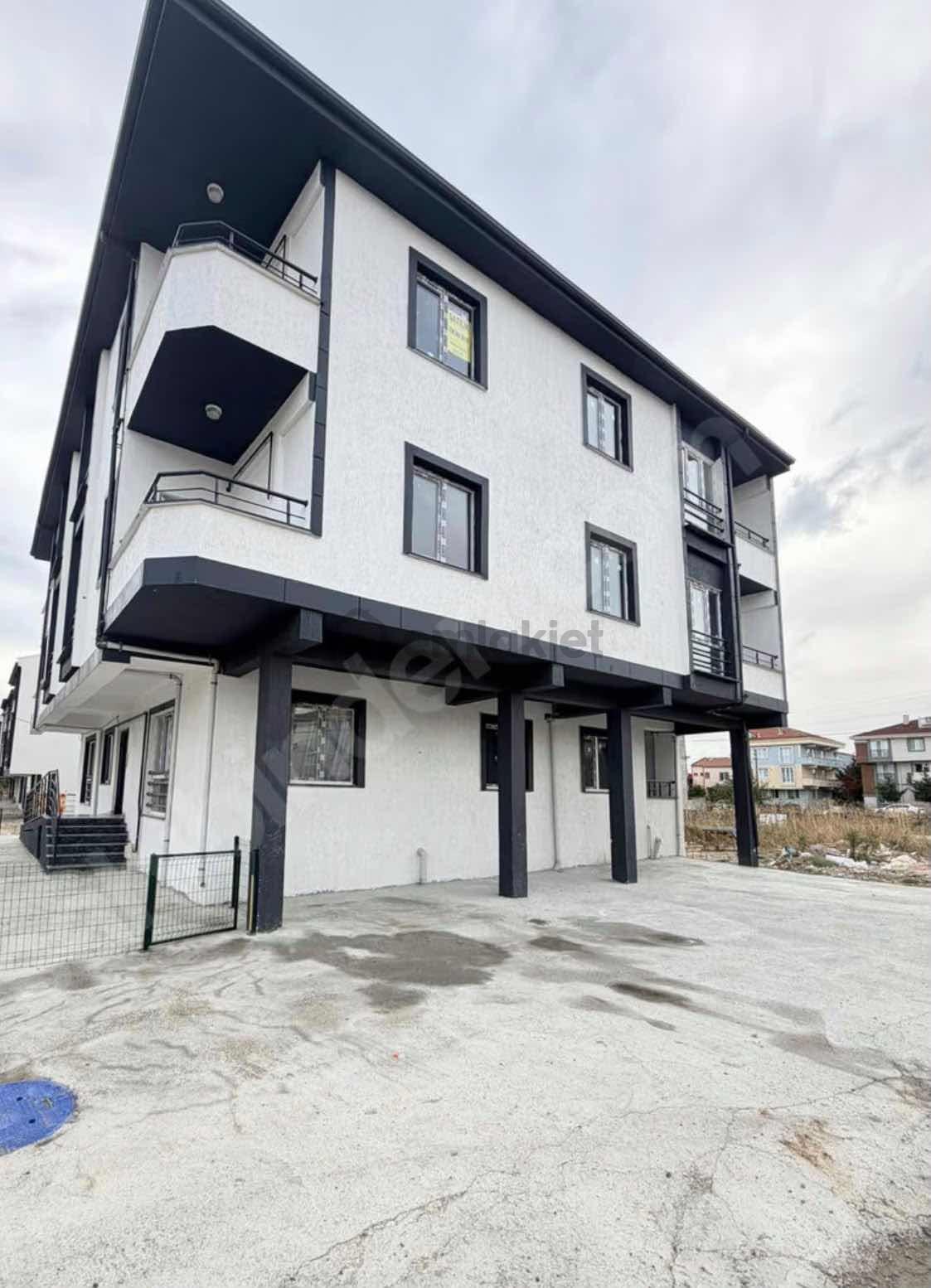 Havuzlar Da Satılık Emsallerin Altında 2+1 Sıfır - 29