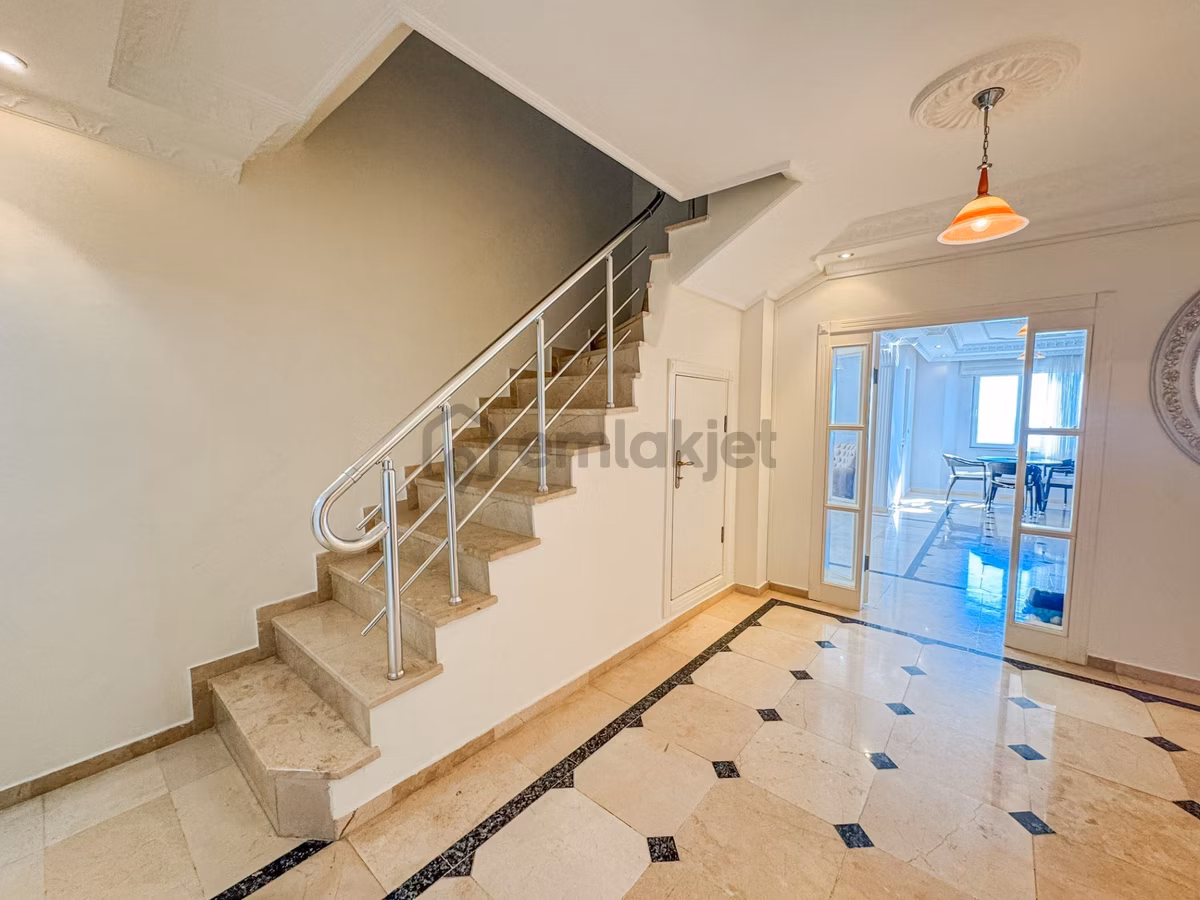 Alanya Mahmutlarda Denize Sıfır Muhteşem Deniz Manzaralı 3+1 Satılık Penthouse - 22