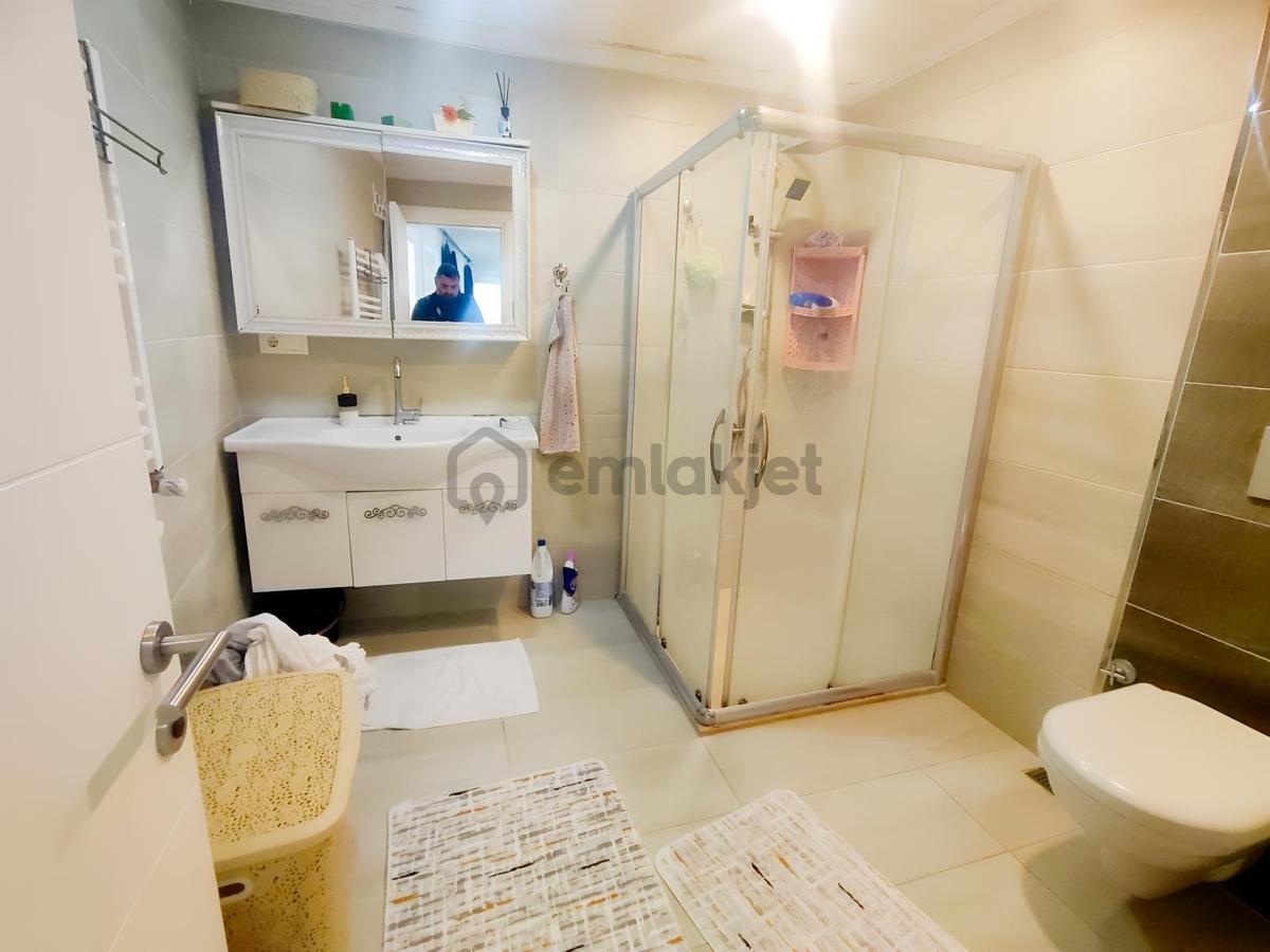 Otoparklı Asansörlü Manzaralı (2 Ayrı Daire Gibi) Dubleks 4+2 - 23
