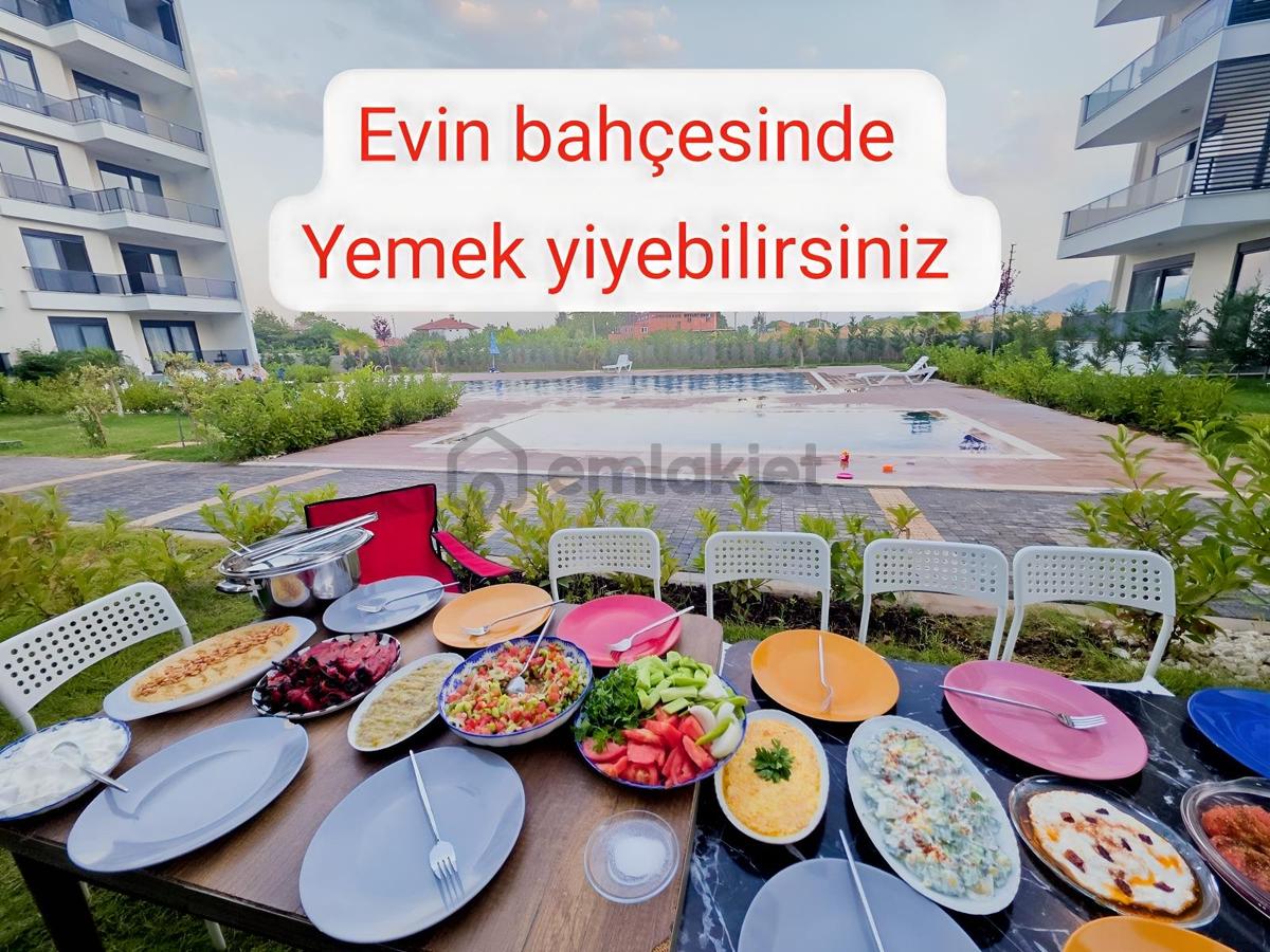Bahçeli 3+1 /doğalgazlı, Havuz Manzaralı / Yeniköy - 2