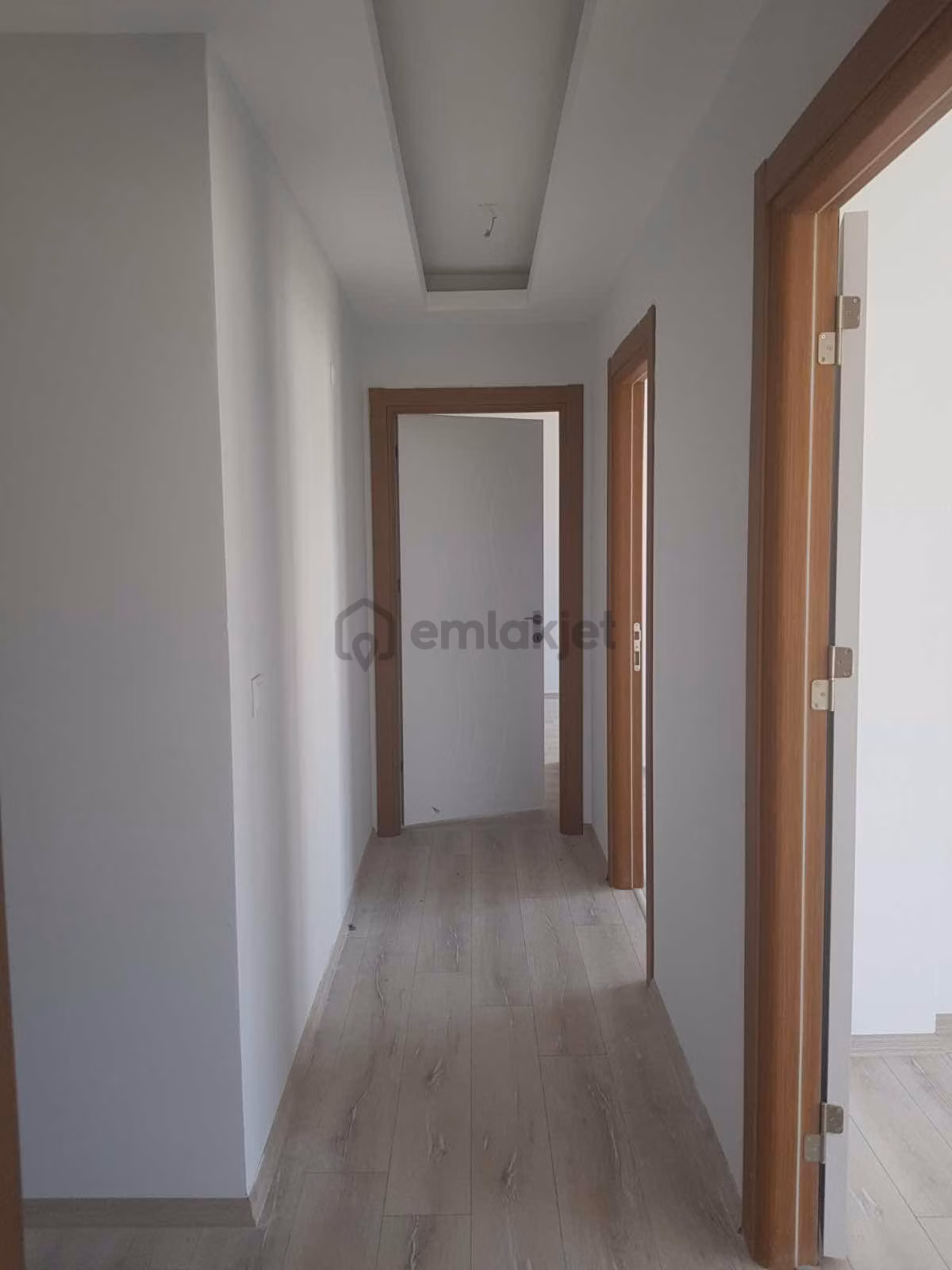 Akçalar'da Geniş Ferah Ara Kat 3+1 Daire - 13