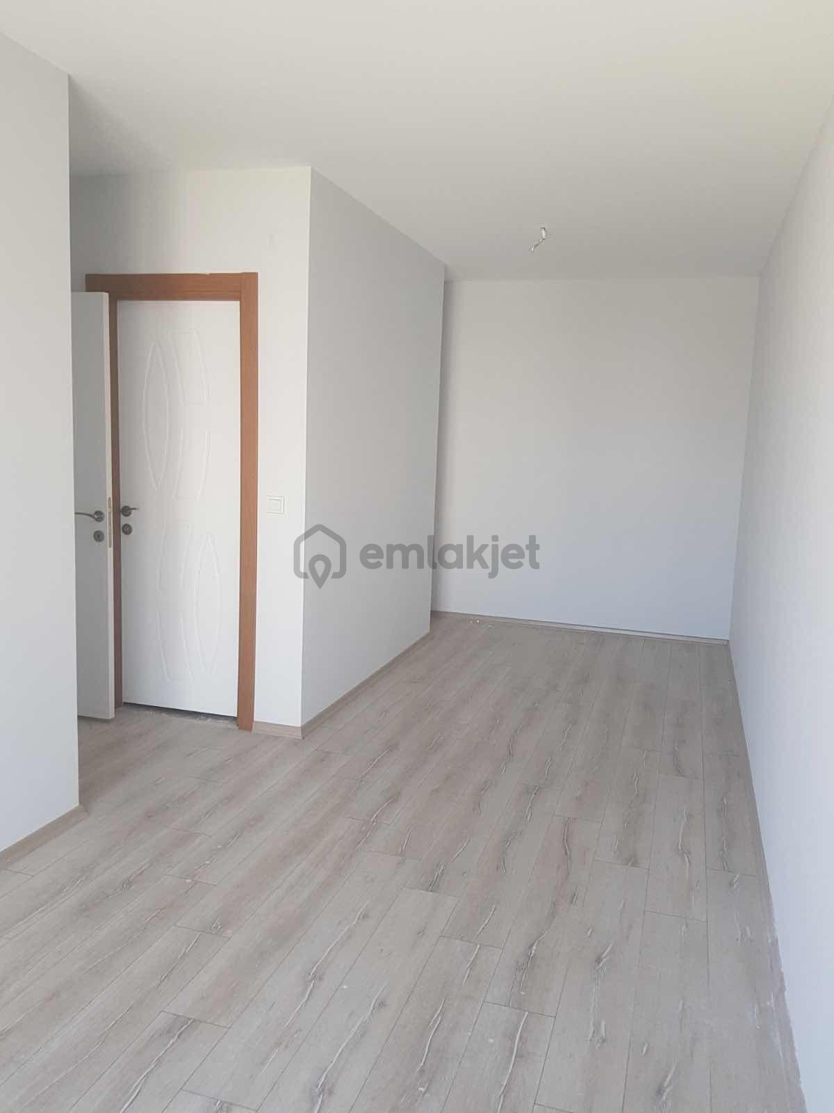 Akçalar'da Geniş Ferah Ara Kat 3+1 Daire - 20