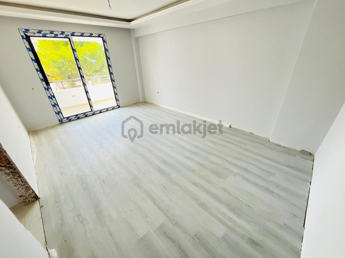 Gömeç Hastane Bölgesinde Geniş Ferah Ebeveyn Banyolu 2+1 Daire - 12