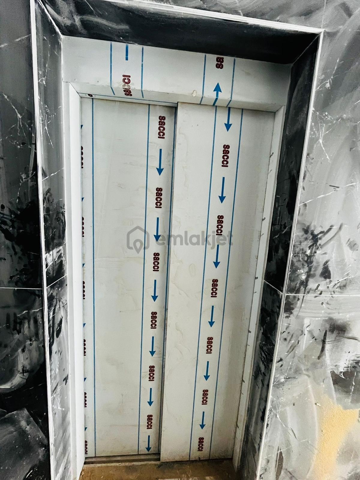 Gömeç Hastane Bölgesinde Geniş Ferah Ebeveyn Banyolu 2+1 Daire - 3