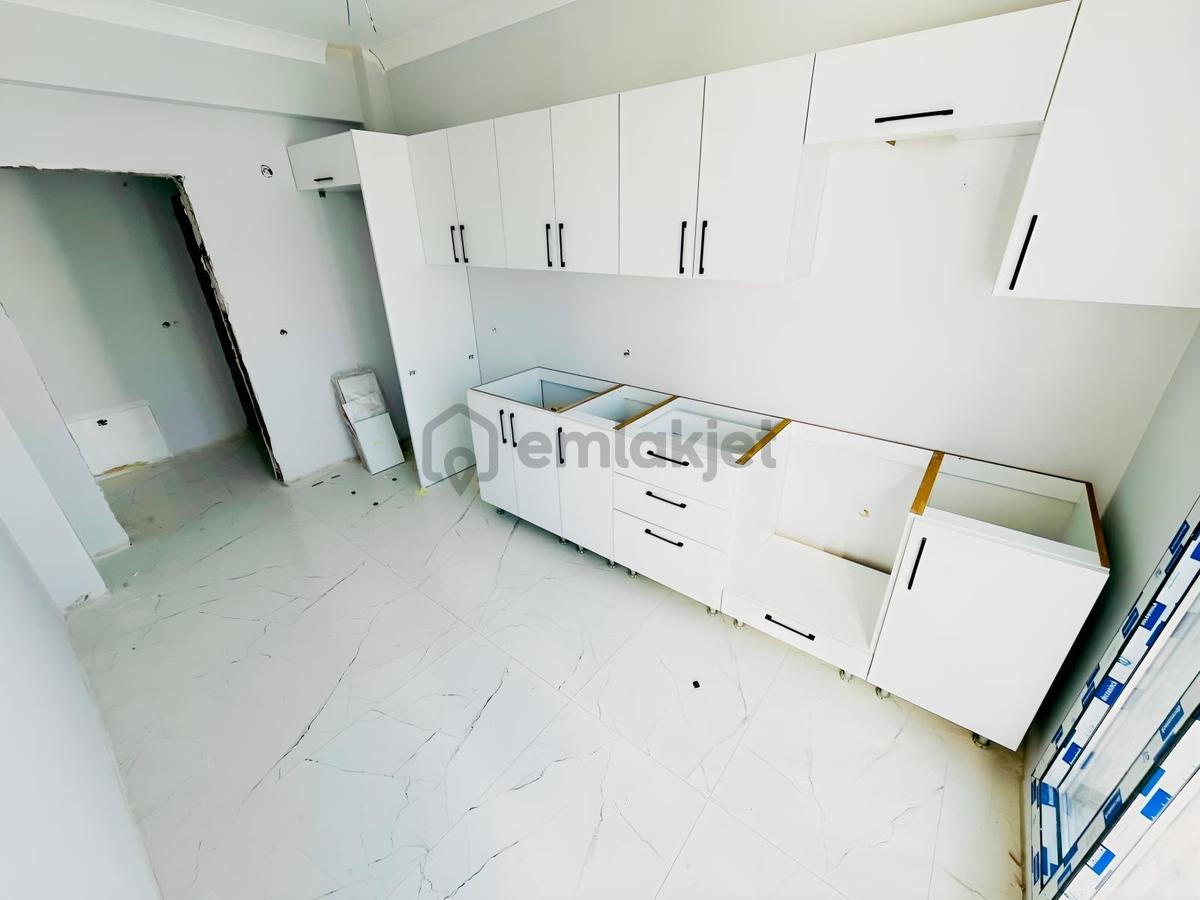 Gömeç Hastane Bölgesinde Geniş Ferah Ebeveyn Banyolu 2+1 Daire - 8