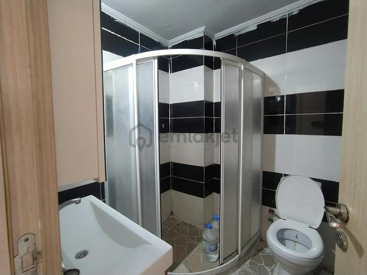Güzel Emlak Tan Emniyet Caddesinde Kiralık - 16