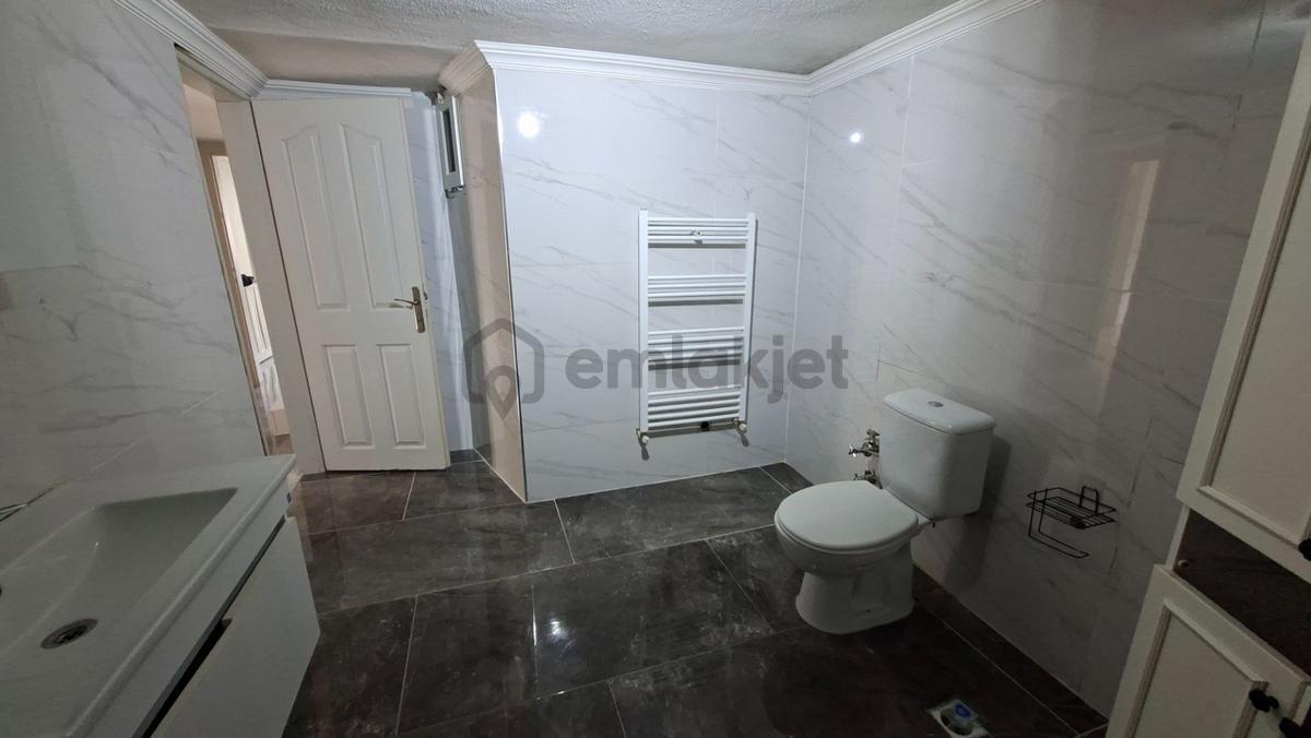 Remax Tan Üniversite Ye Yakın 3+1 Daire - 20