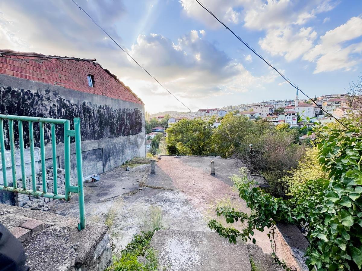 İzmit Turgutta Deniz Manzaralı Satılık 321 M² Arsa | 2+1 Yapı - 5