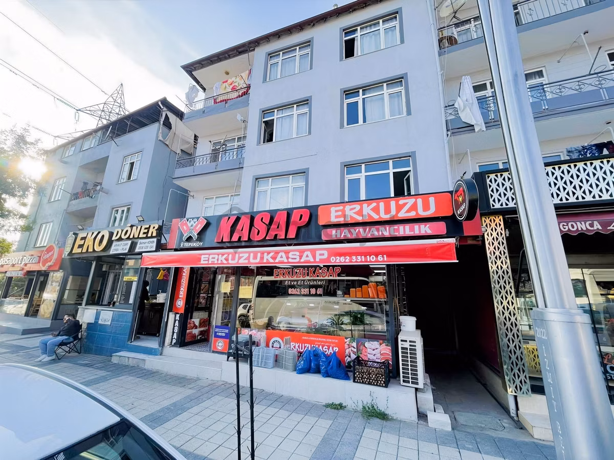 İzmit Tepeköy Cadde Üzeri Kiralık 3+1 Daire - 2