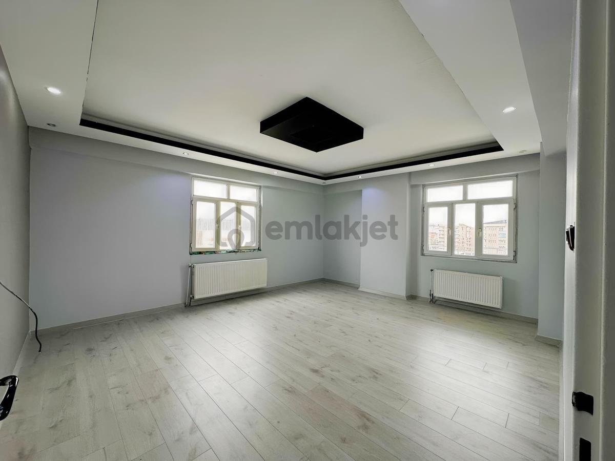 Ninova Avm Civarında Kiralık 3+1 Bakımlı Daire - 8