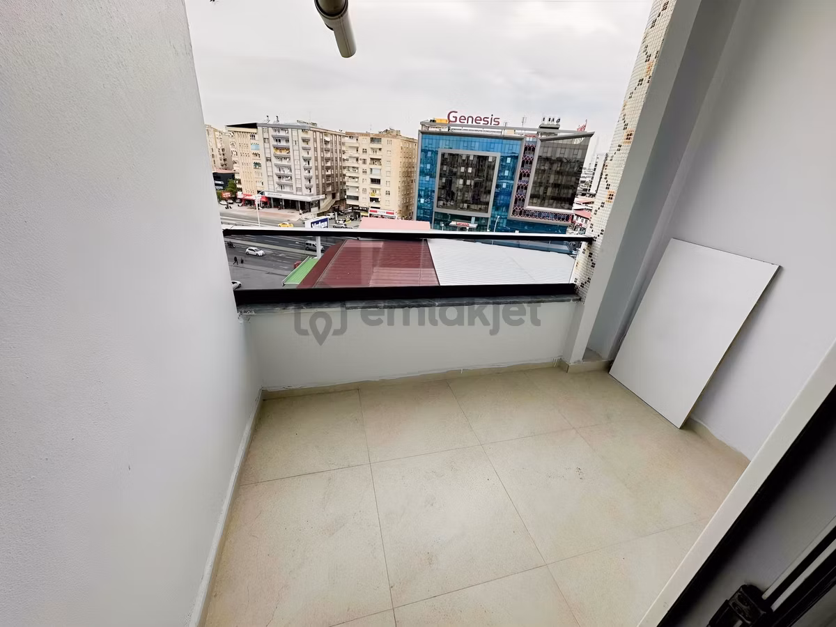 Ninova Avm Civarında Kiralık 3+1 Bakımlı Daire - 3