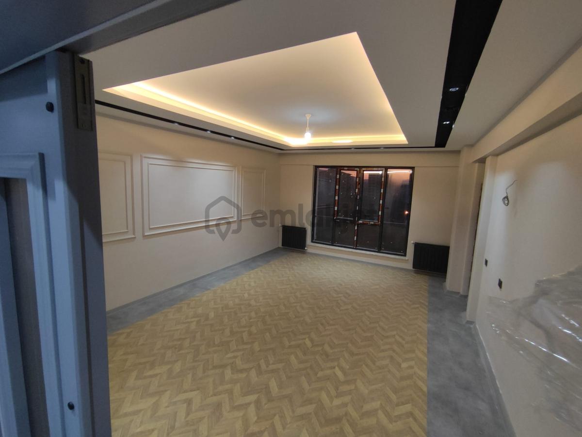 Karakavakta Tek Komutla Yaşam Akıllı Ev, Türk Hamamı,141 M² Net - 3