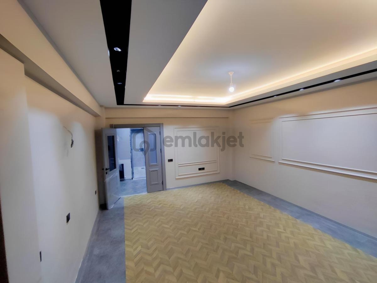Karakavakta Tek Komutla Yaşam Akıllı Ev, Türk Hamamı,141 M² Net - 4