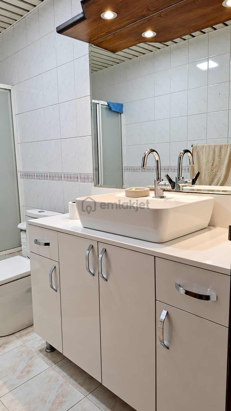 Bornova Kazımdirik Mahallesinde Kiralık 2+1 Daire - 8