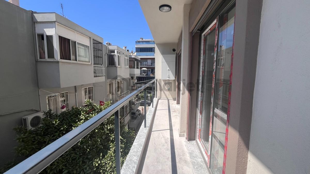 Karşıyaka Bahçelievler'de Sıfır Binada Satılık 2+1 Daire - 15