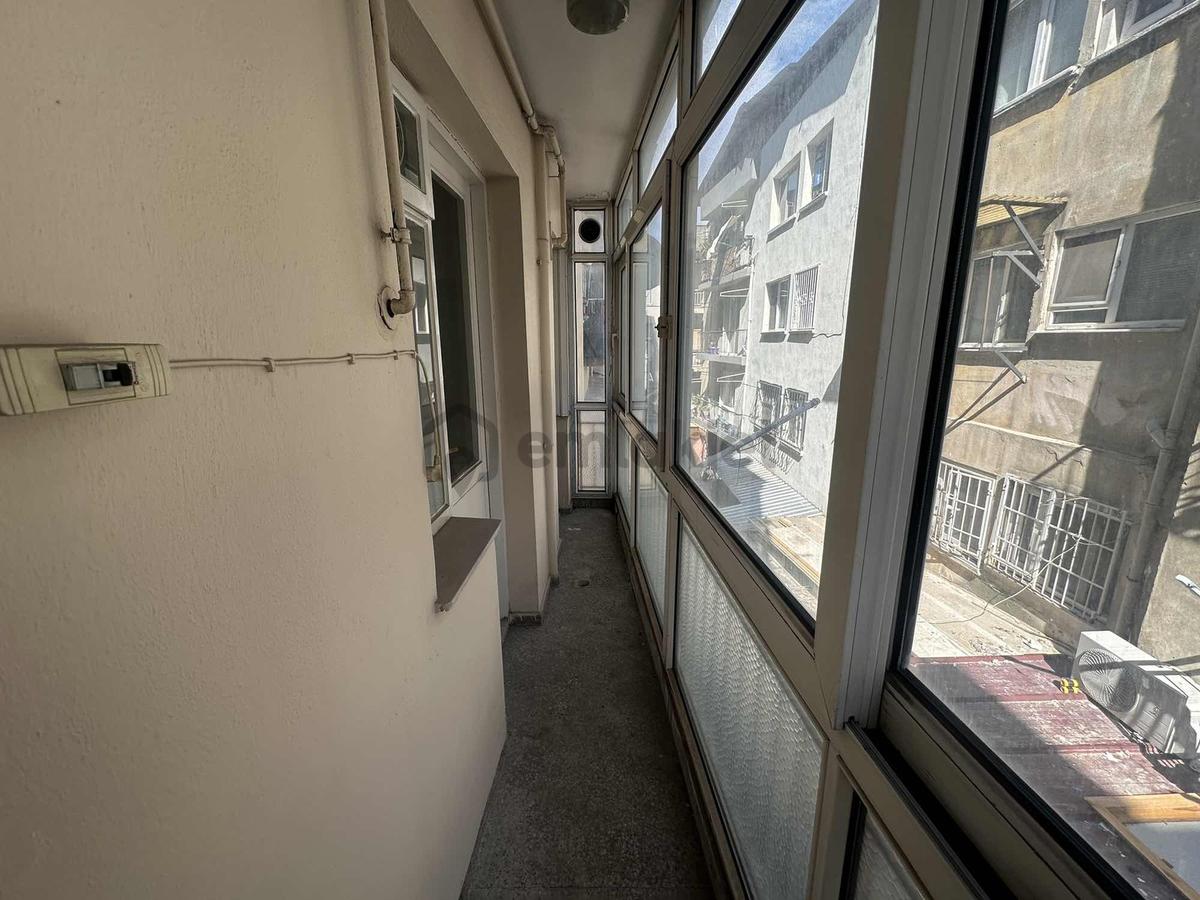 Üçyol Meydanın'da Satılık 2+1 Kapalı Mutfak Daire - 20