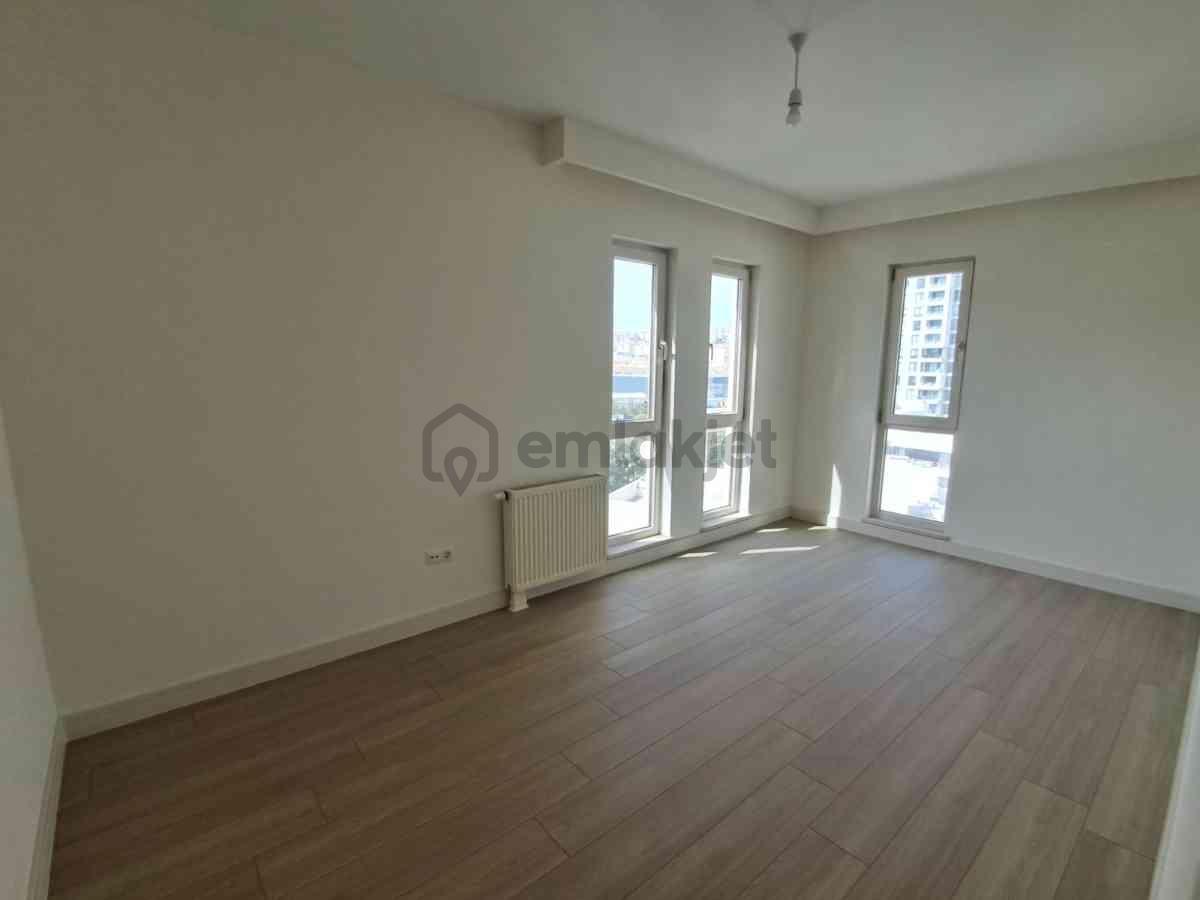 Remax Model Den Sinpaş Aqua City D1 Blokta 3.5+1 Satılık Daire - 31