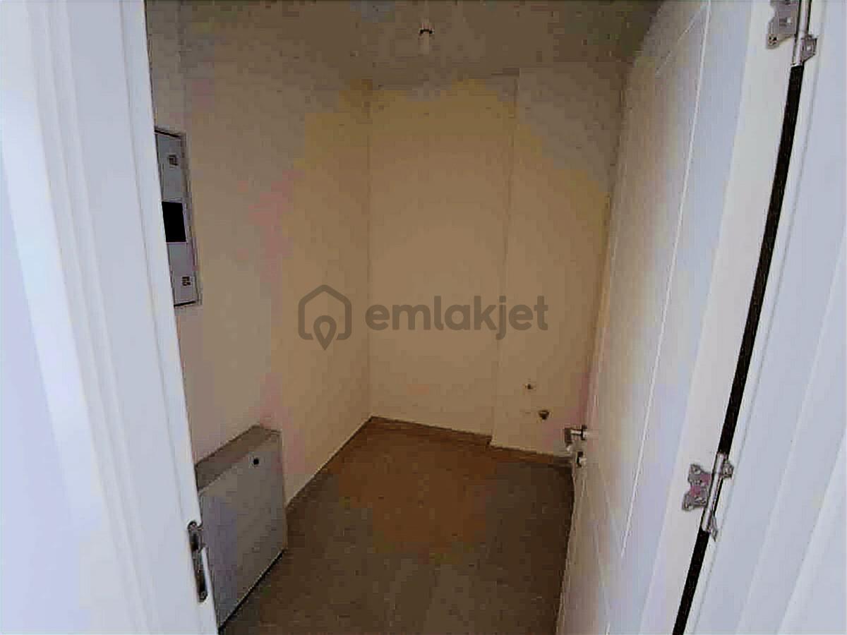 Remax Model Den Sinpaş Aqua City D1 Blokta 3.5+1 Satılık Daire - 4