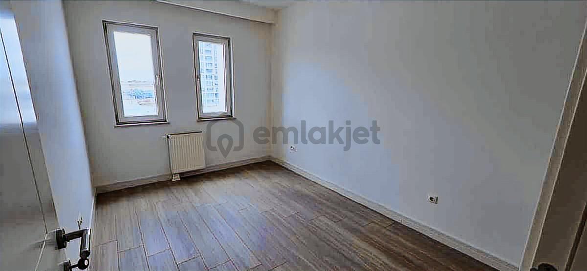 Remax Model Den Sinpaş Aqua City D1 Blokta 3.5+1 Satılık Daire - 25