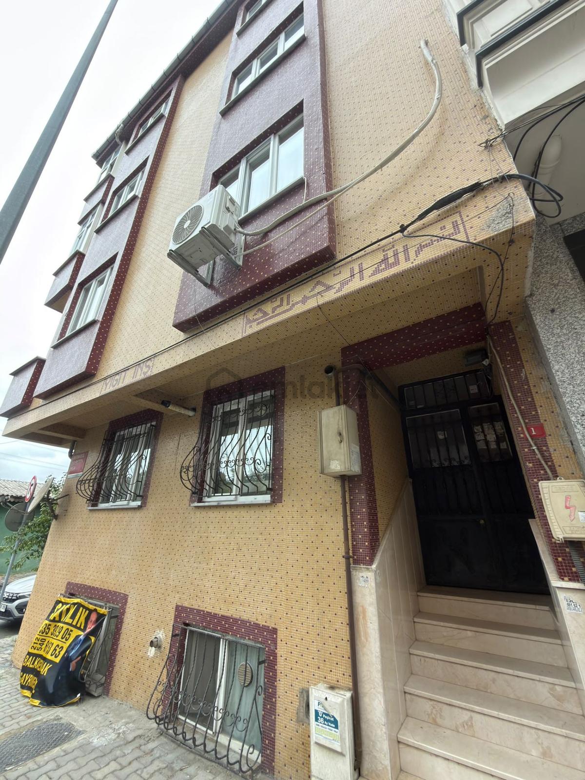 Cevatpaşa'da 3+1 Bodrum Kat Kullanışlı Kapalı Mutfaklı Daire - 3