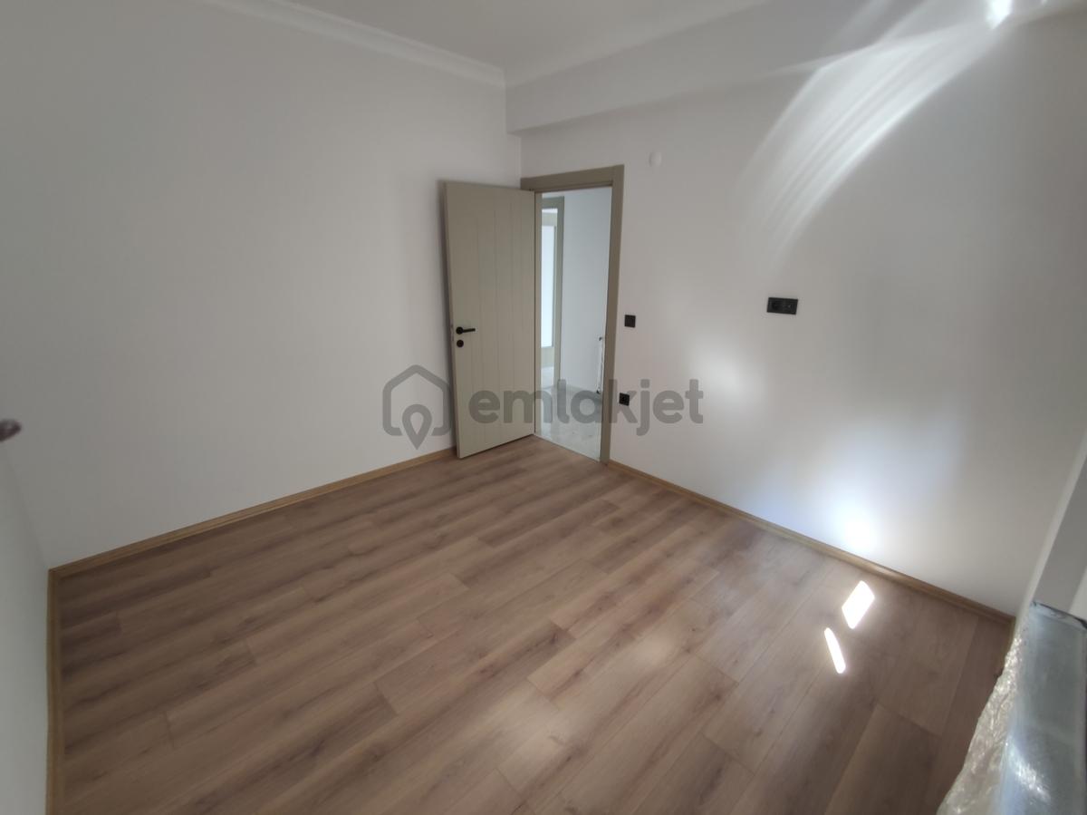 Q'zen Den Merkezi Konumda Sıfır 130 M2 3+1 - 18