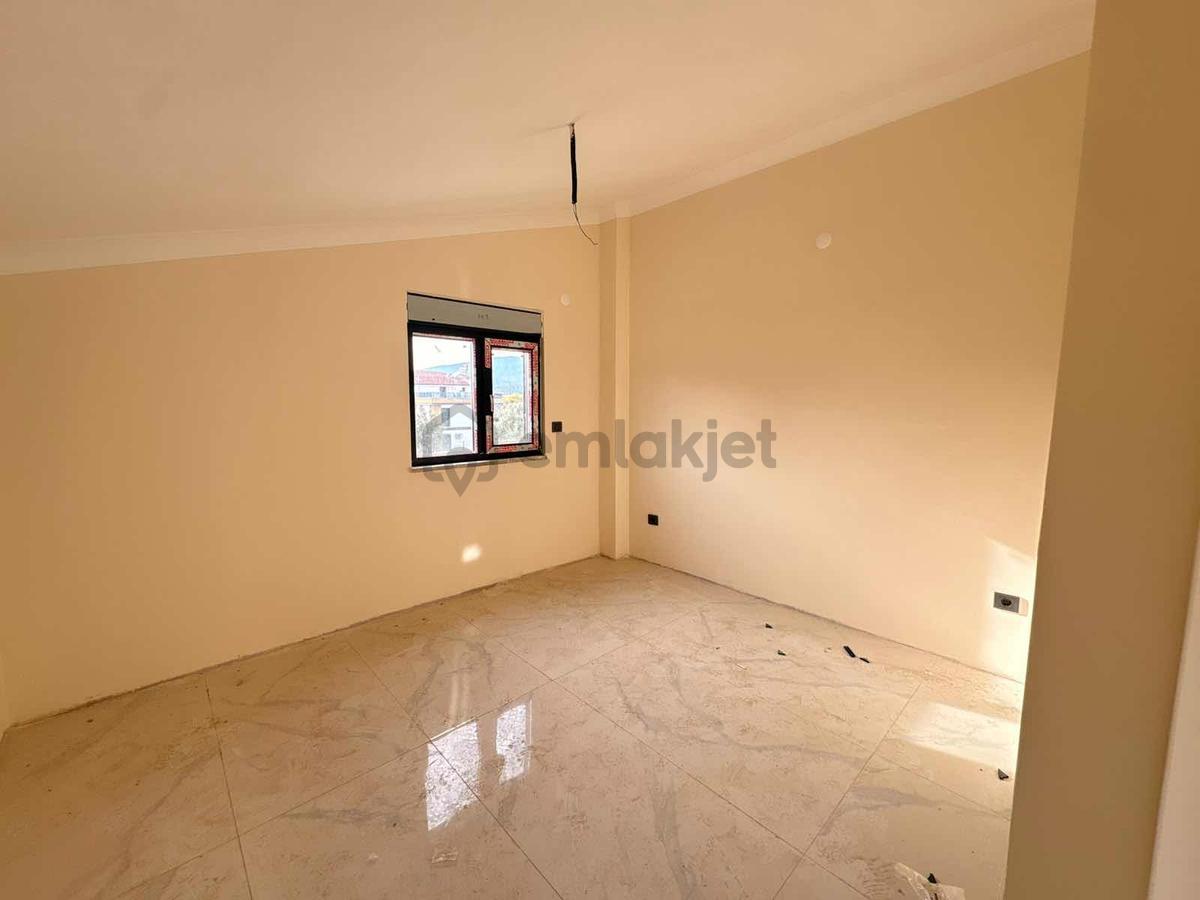 Avcı'dan Havuzlu 3+1 Geniş Bahçeli Sıfır Villa - 19