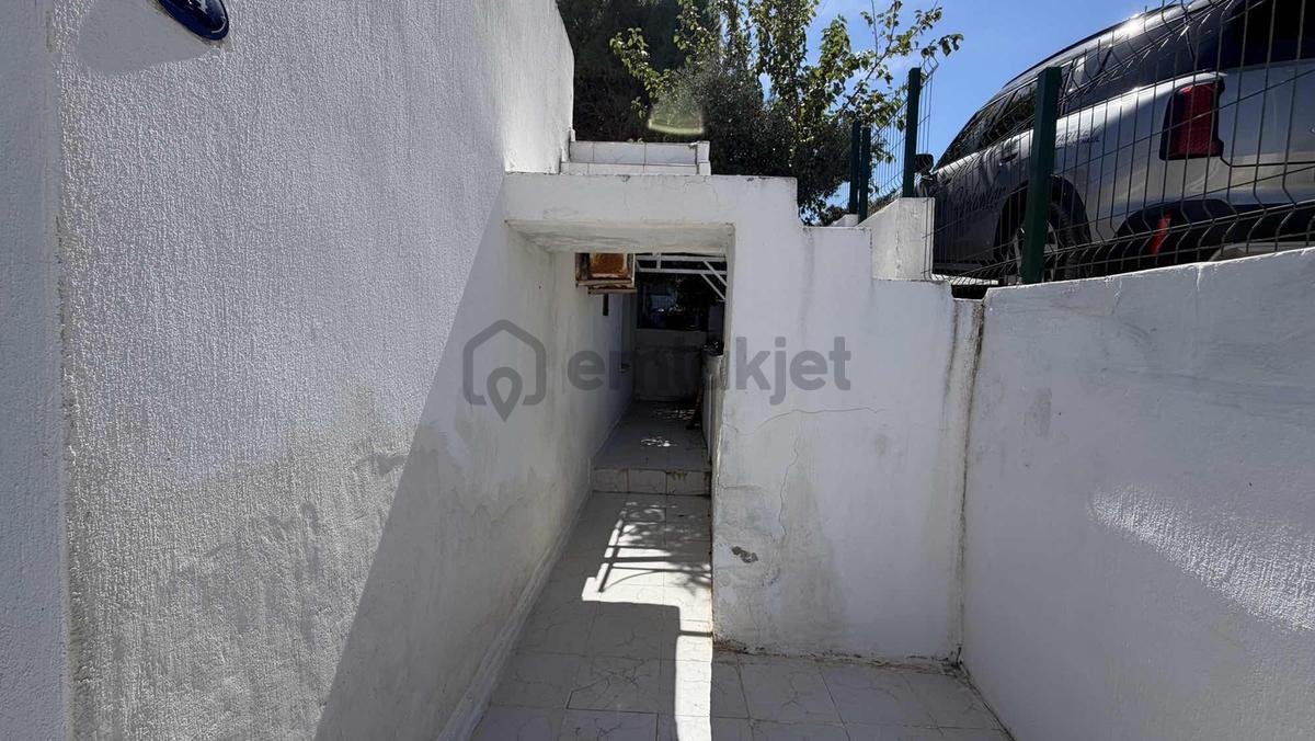 Satılık Deniz Manzaralı Müstakil Bahçeli Mülk - 27