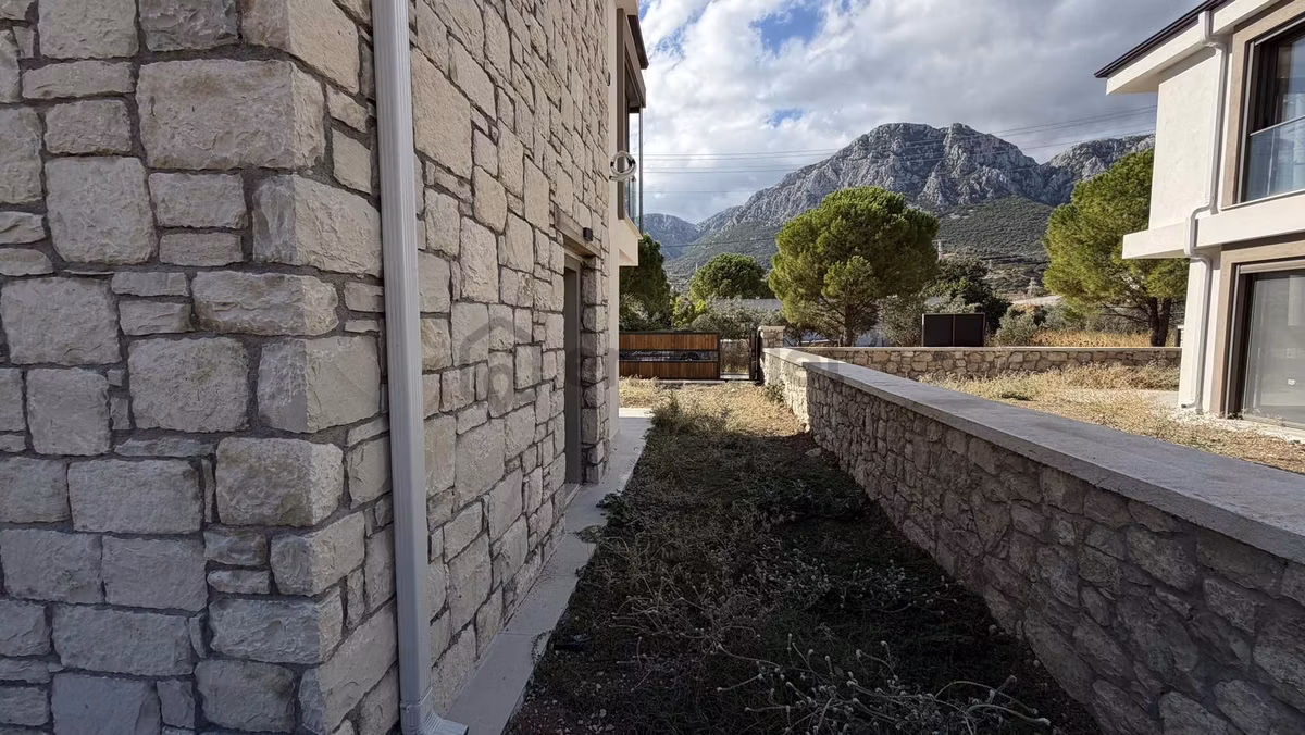 Karaburun Saip Yalı Mevkii | Denize 150 Mt | Müstakil 3+1 Villa - 5